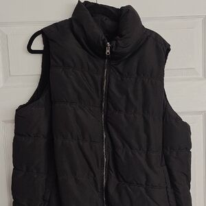 Old Navy Women's Black Quilted Vest Maternity XL